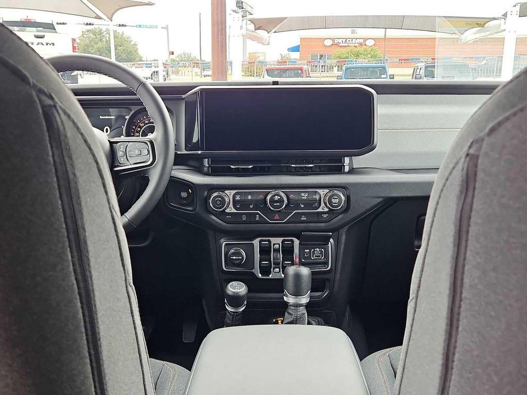 new 2025 Jeep Wrangler car, priced at $46,450