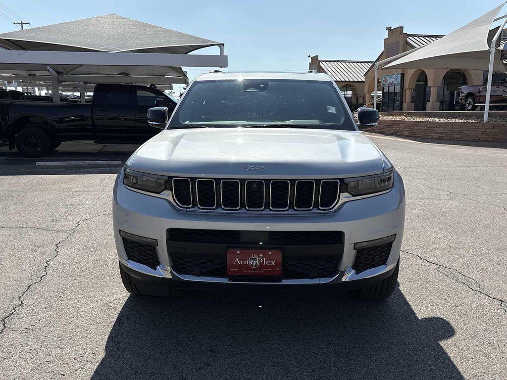 used 2024 Jeep Grand Cherokee L car