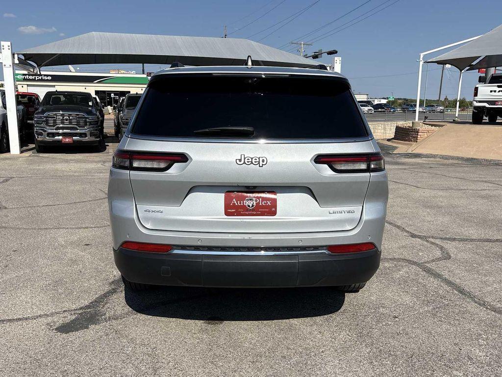used 2024 Jeep Grand Cherokee L car