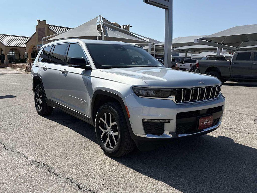 used 2024 Jeep Grand Cherokee L car