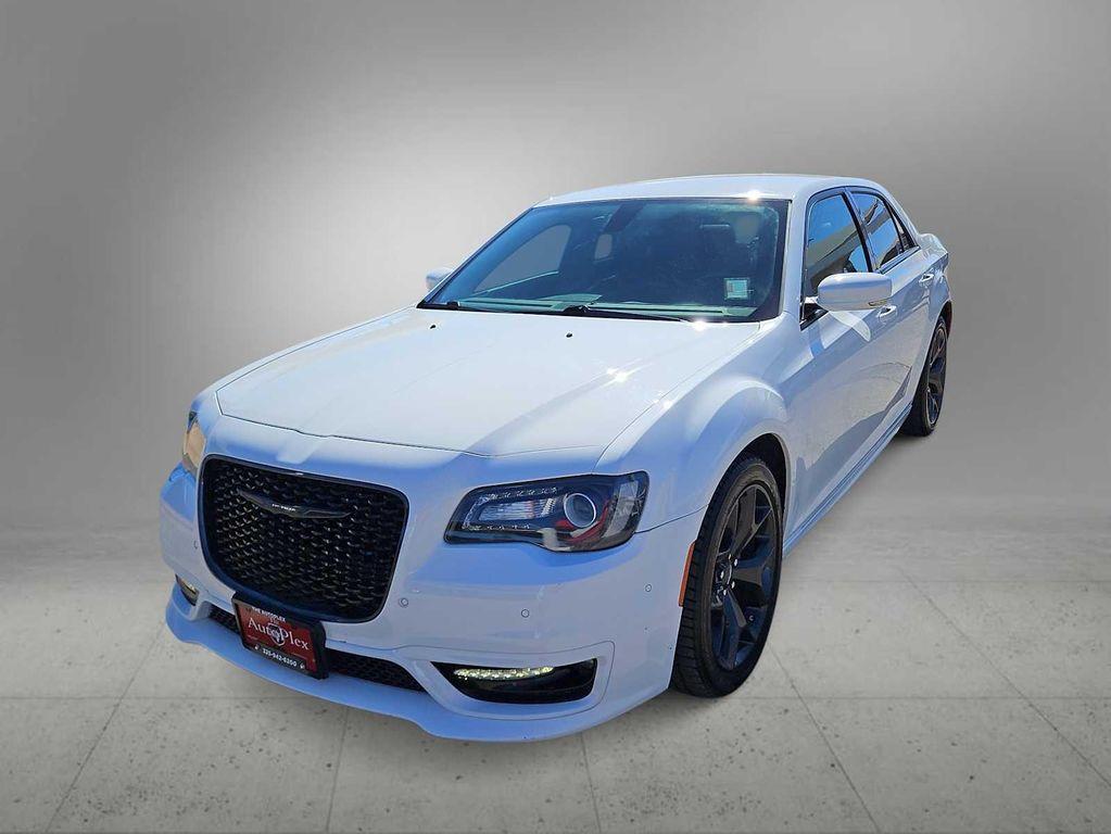 used 2022 Chrysler 300 car, priced at $27,400