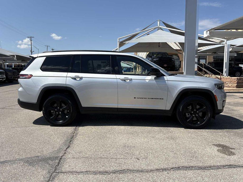 used 2023 Jeep Grand Cherokee L car, priced at $31,692