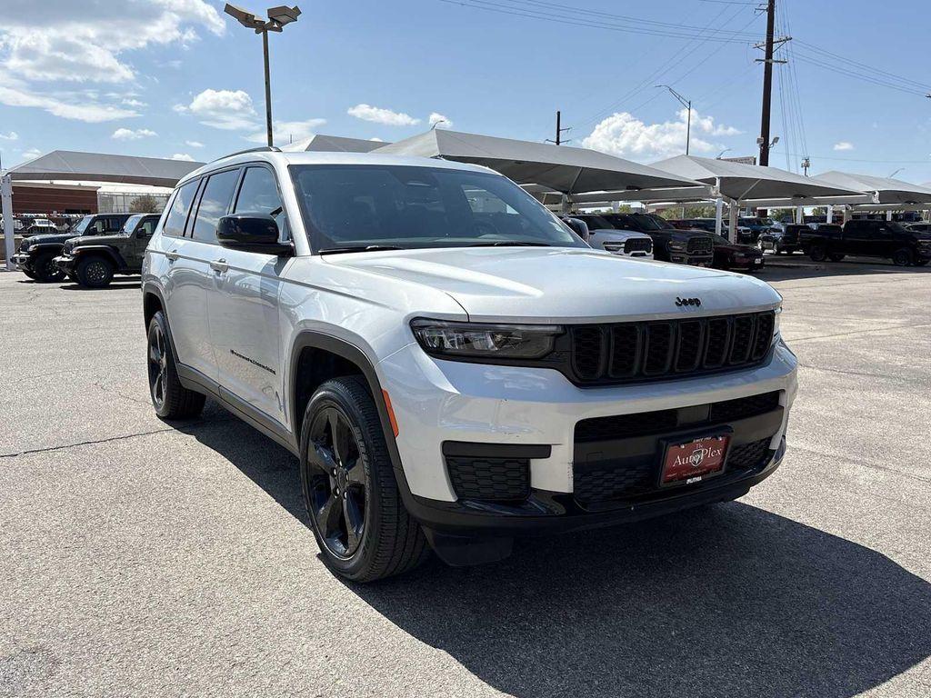 used 2023 Jeep Grand Cherokee L car, priced at $31,692