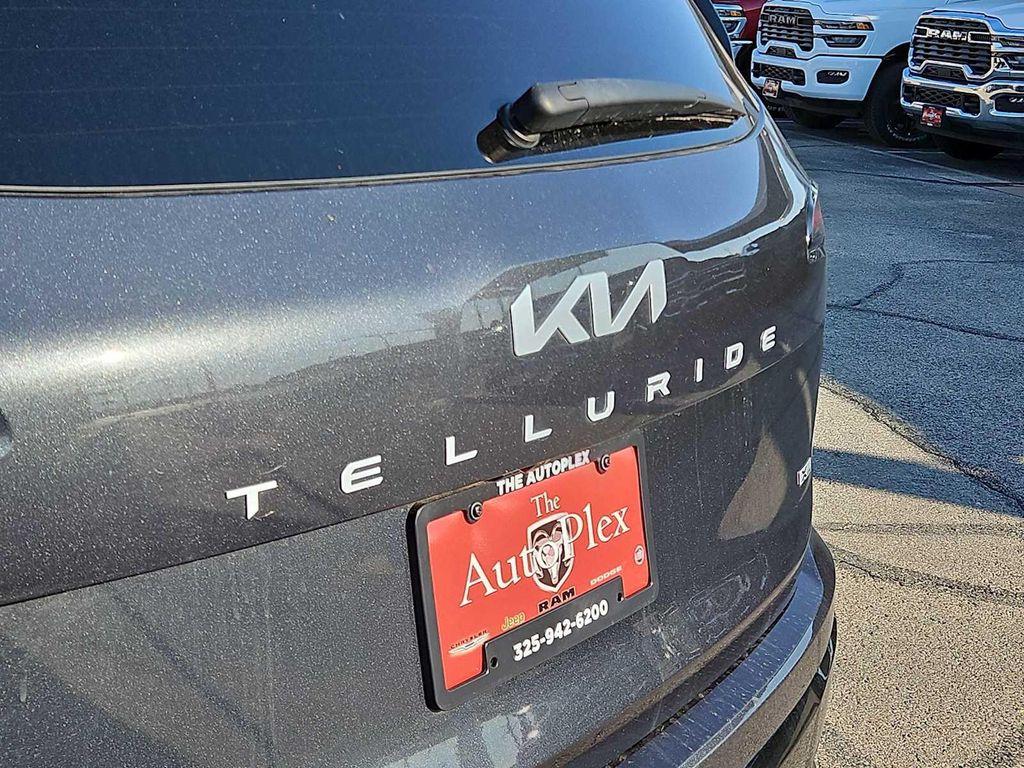 used 2024 Kia Telluride car, priced at $44,197