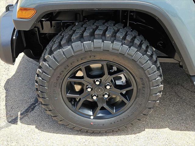 new 2025 Jeep Gladiator car, priced at $49,550
