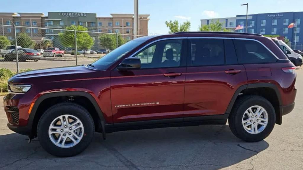 used 2025 Jeep Grand Cherokee car, priced at $35,954
