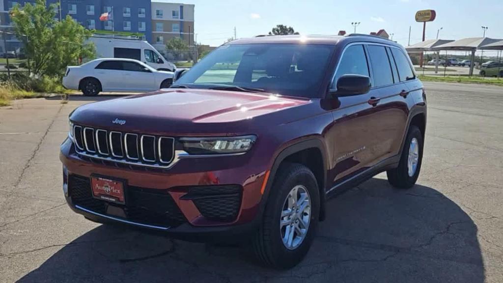 used 2025 Jeep Grand Cherokee car, priced at $35,954
