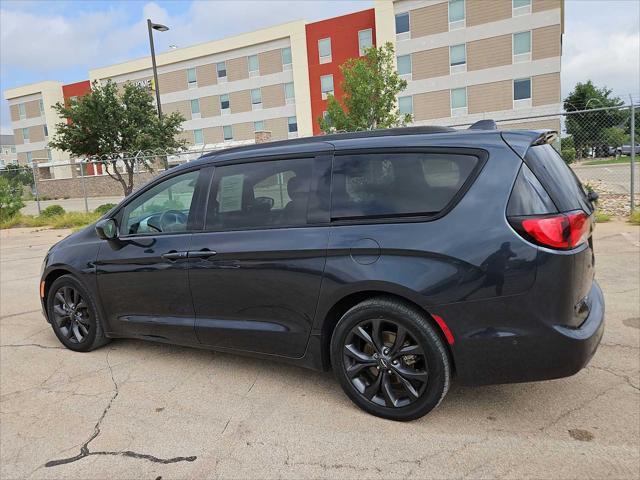 used 2020 Chrysler Pacifica car, priced at $22,133
