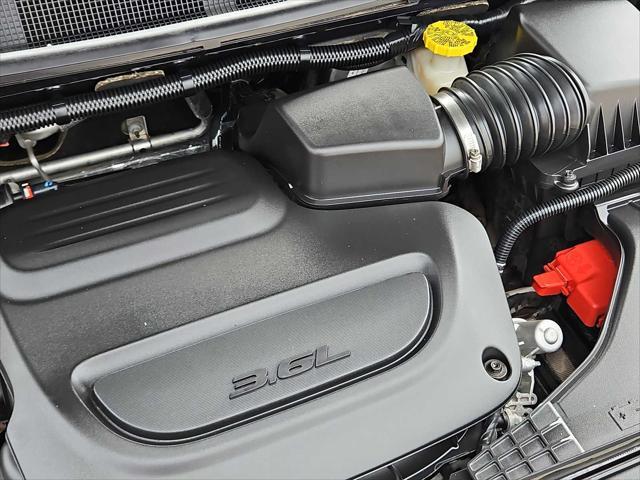 used 2020 Chrysler Pacifica car, priced at $22,133