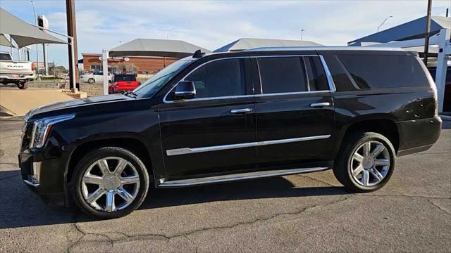 used 2016 Cadillac Escalade ESV car, priced at $25,486