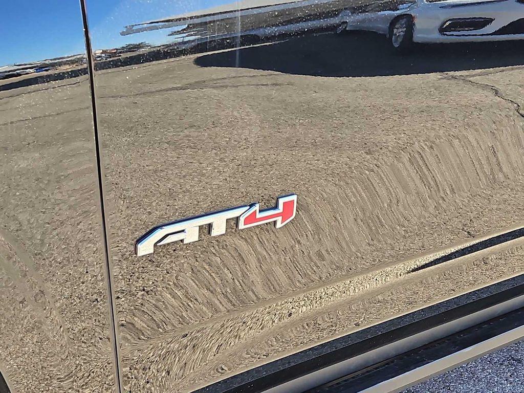 used 2022 GMC Yukon XL car, priced at $46,840