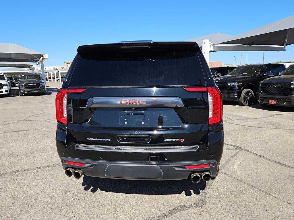 used 2022 GMC Yukon XL car, priced at $46,840