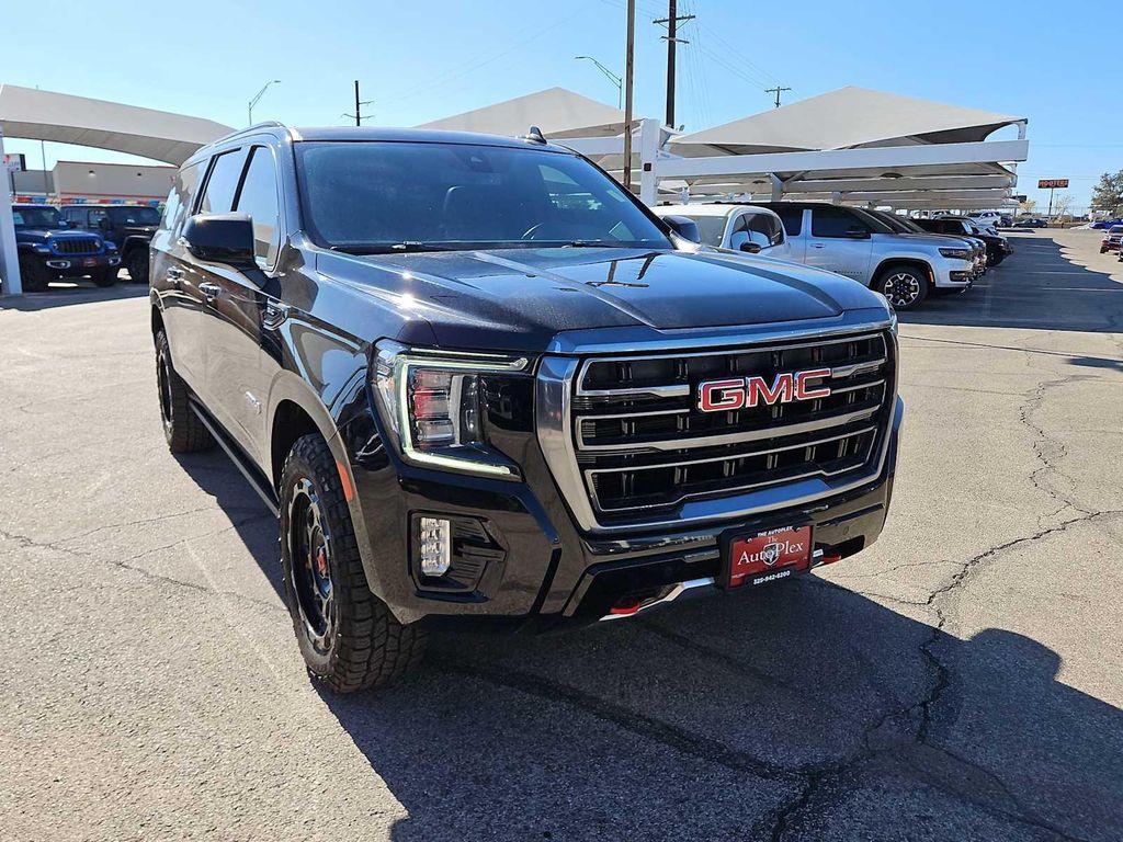 used 2022 GMC Yukon XL car, priced at $46,840