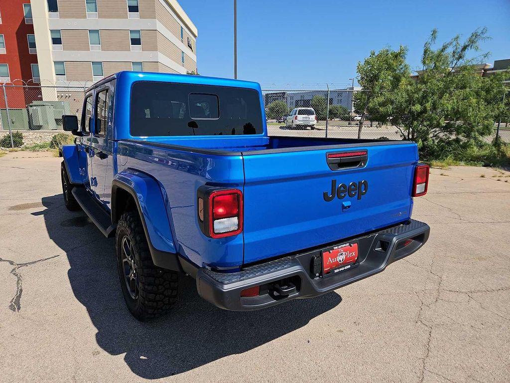 new 2025 Jeep Gladiator car, priced at $48,950