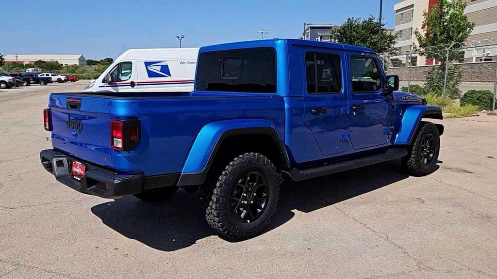 new 2025 Jeep Gladiator car, priced at $48,950