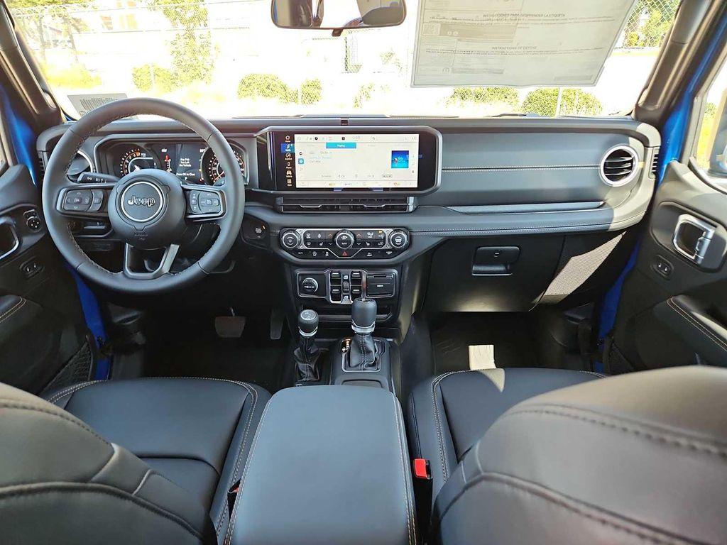 new 2025 Jeep Gladiator car, priced at $48,950