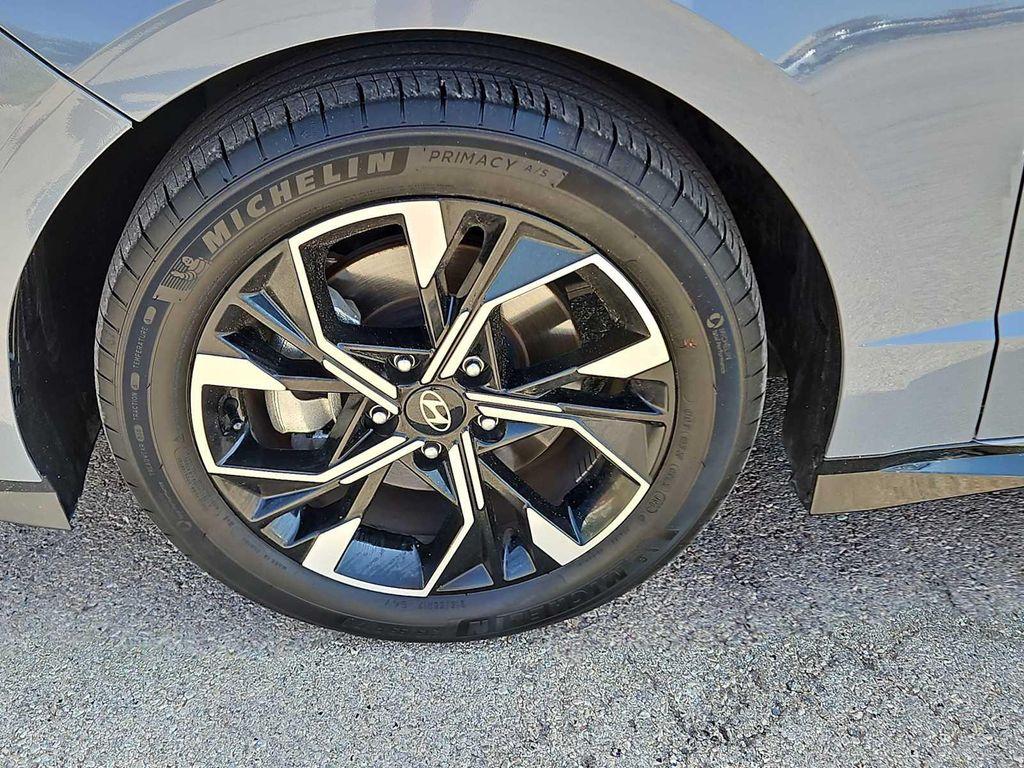 used 2025 Hyundai Sonata car, priced at $24,800
