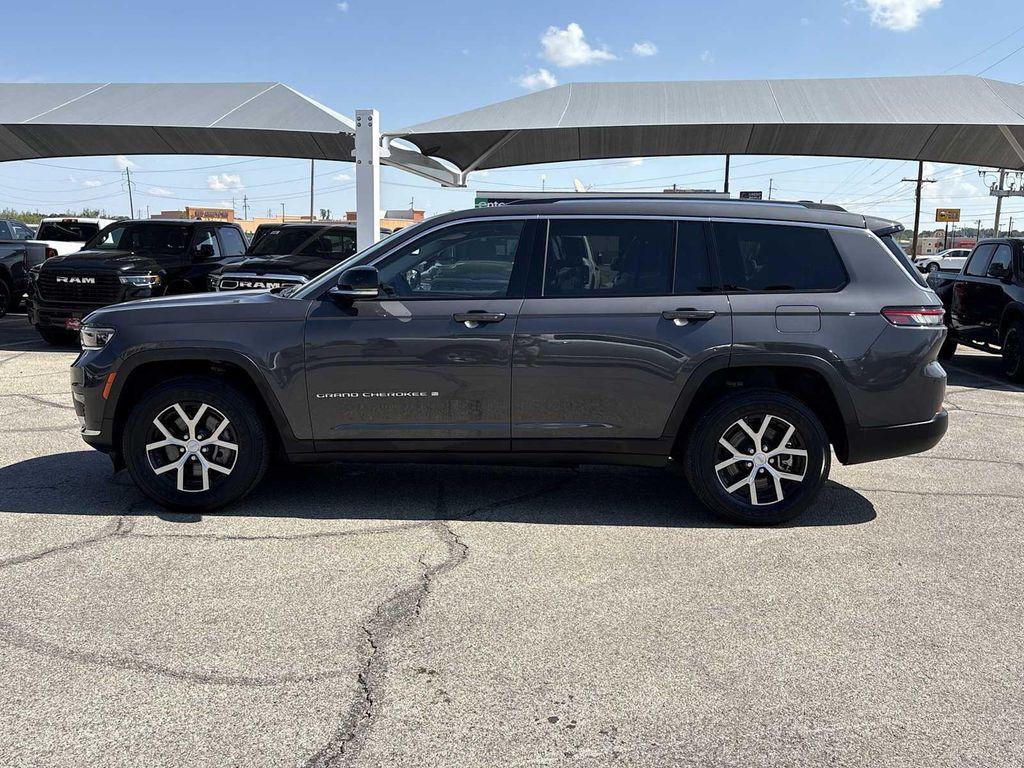 used 2023 Jeep Grand Cherokee L car, priced at $30,420