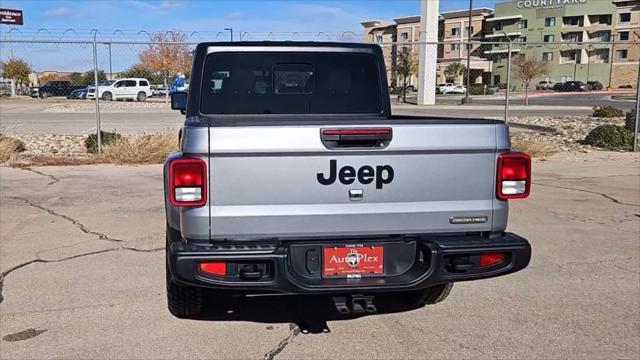 used 2021 Jeep Gladiator car, priced at $35,449