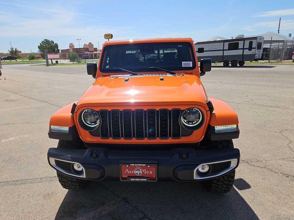 new 2025 Jeep Gladiator car, priced at $49,250
