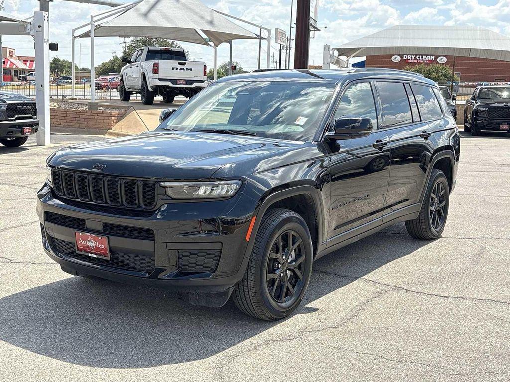 used 2024 Jeep Grand Cherokee L car, priced at $34,061