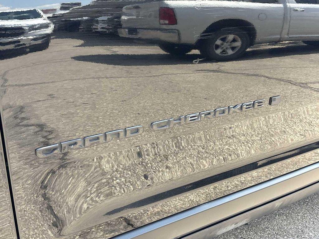 used 2024 Jeep Grand Cherokee L car, priced at $34,061