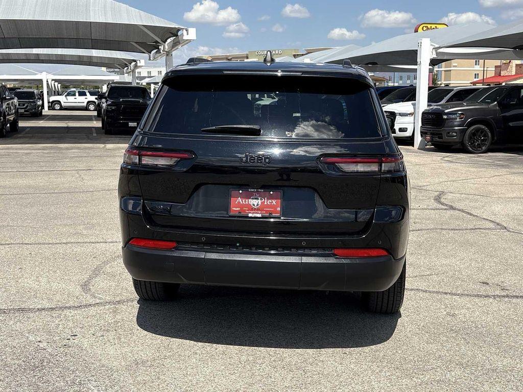 used 2024 Jeep Grand Cherokee L car, priced at $34,061