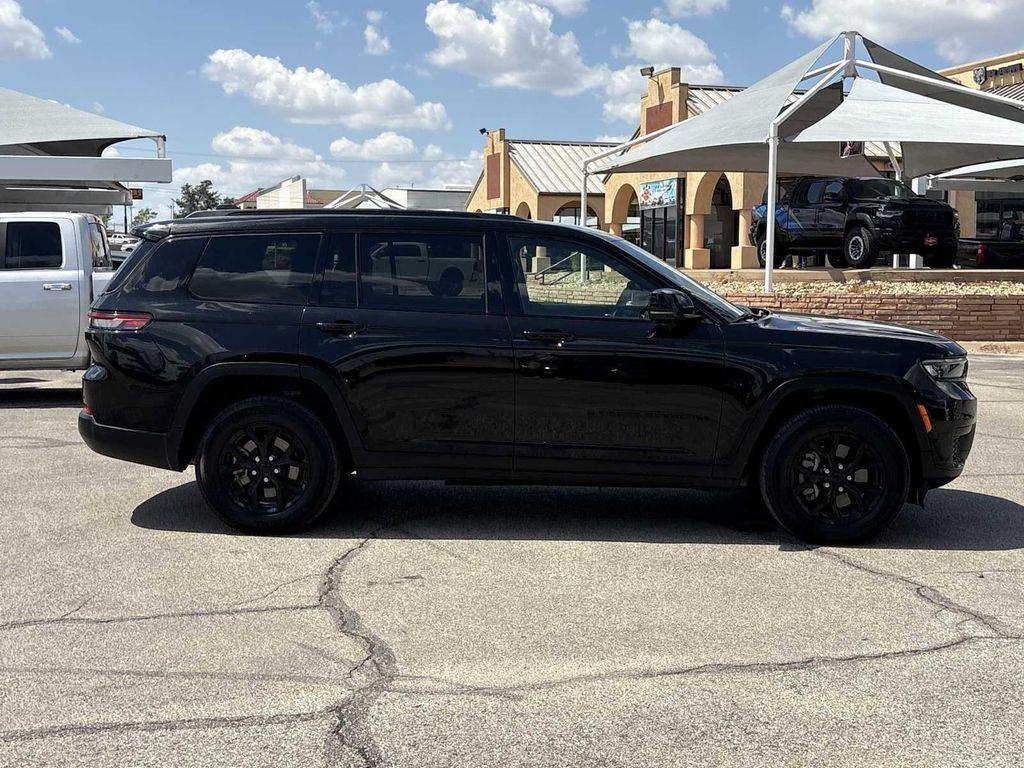 used 2024 Jeep Grand Cherokee L car, priced at $34,061