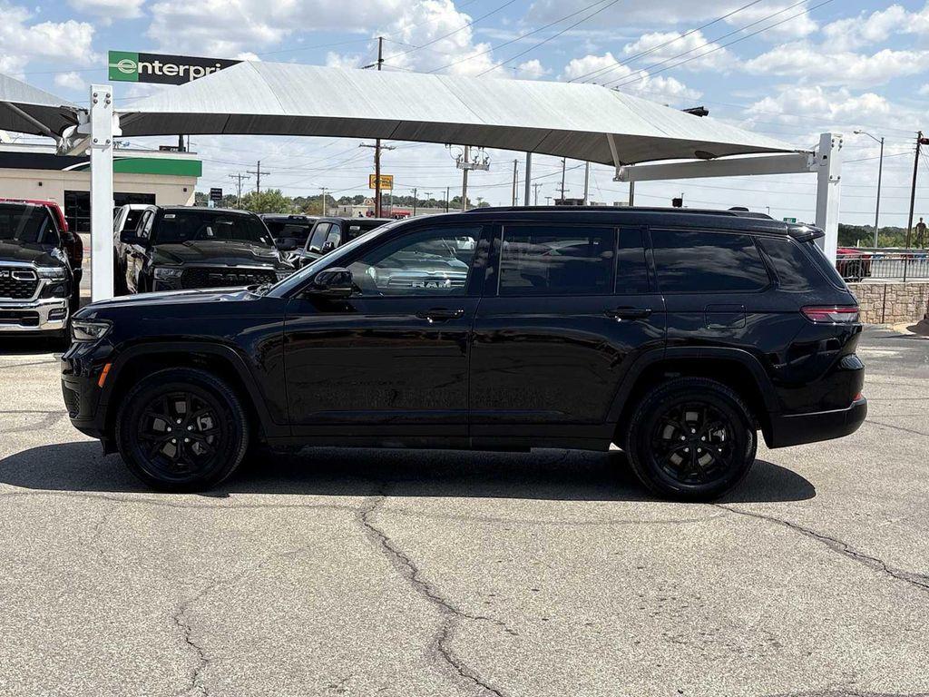 used 2024 Jeep Grand Cherokee L car, priced at $34,061