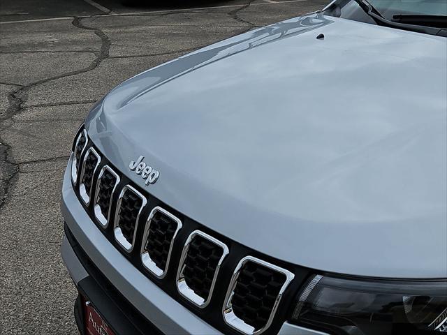 new 2025 Jeep Compass car, priced at $26,999