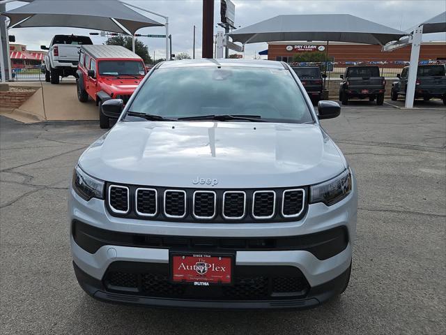 new 2025 Jeep Compass car, priced at $26,999