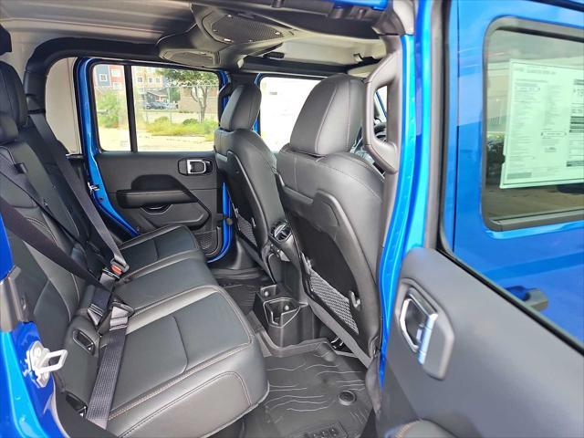 new 2025 Jeep Gladiator car, priced at $49,550