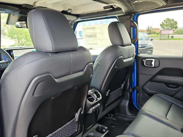 new 2025 Jeep Gladiator car, priced at $49,550