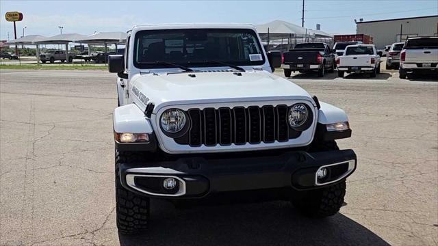 new 2025 Jeep Gladiator car, priced at $48,260