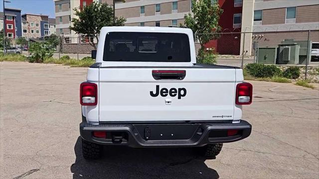 new 2025 Jeep Gladiator car, priced at $48,260