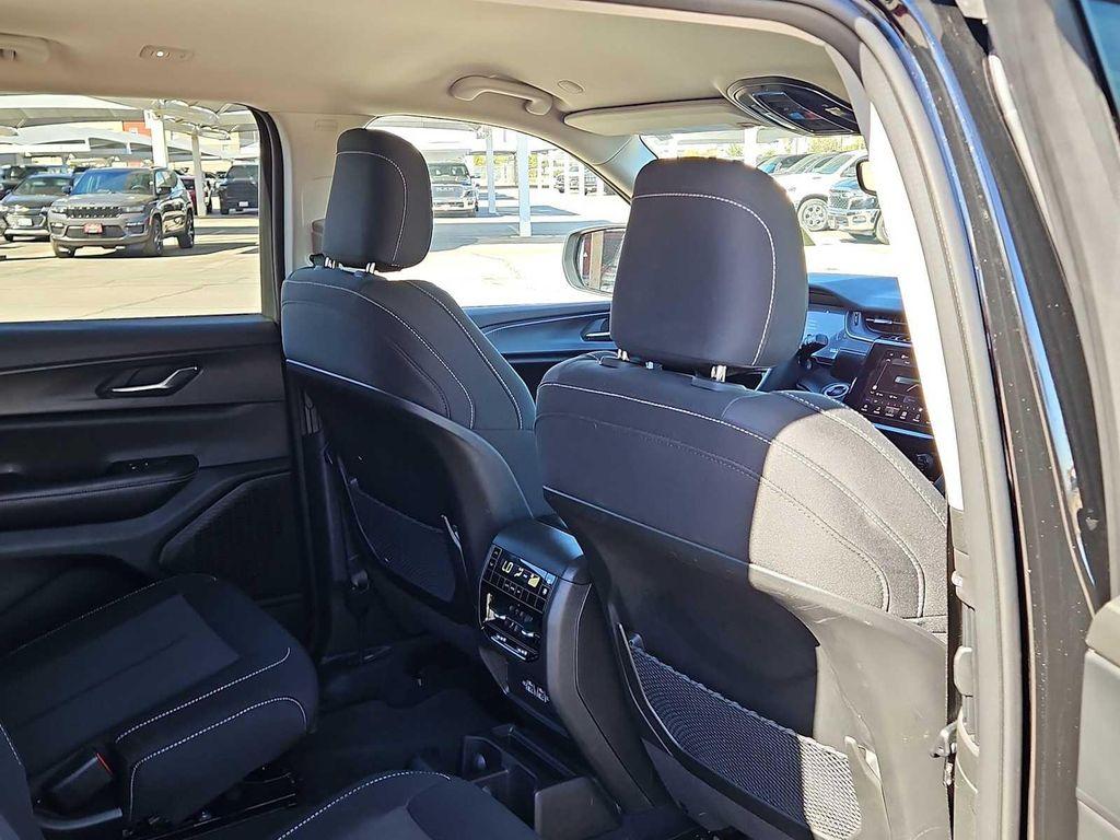 used 2024 Jeep Grand Cherokee L car, priced at $33,943