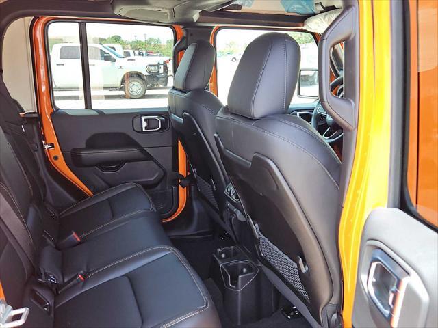 new 2025 Jeep Gladiator car, priced at $49,250