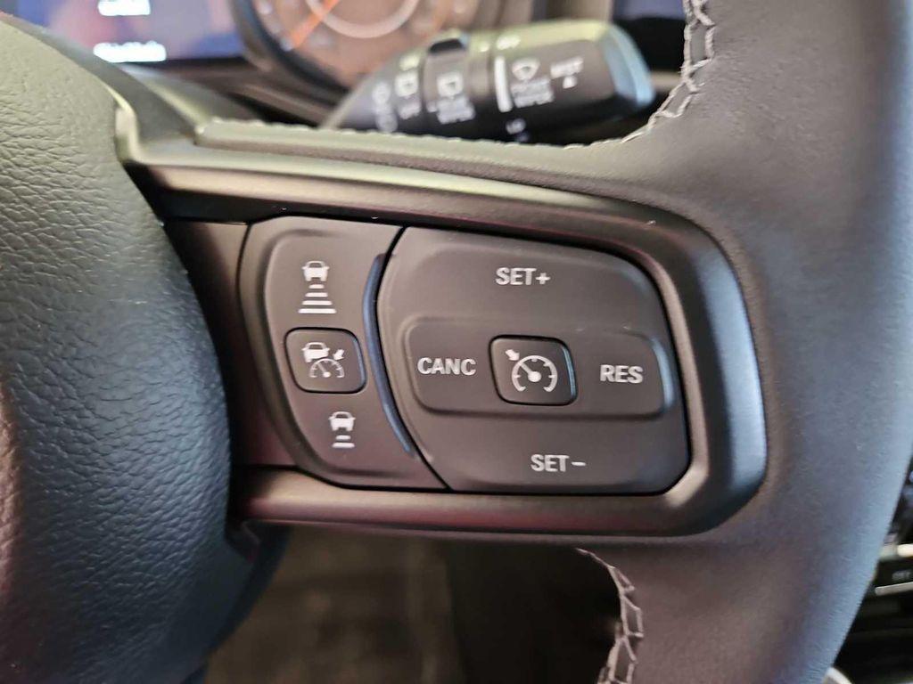 new 2025 Jeep Wrangler car, priced at $59,590