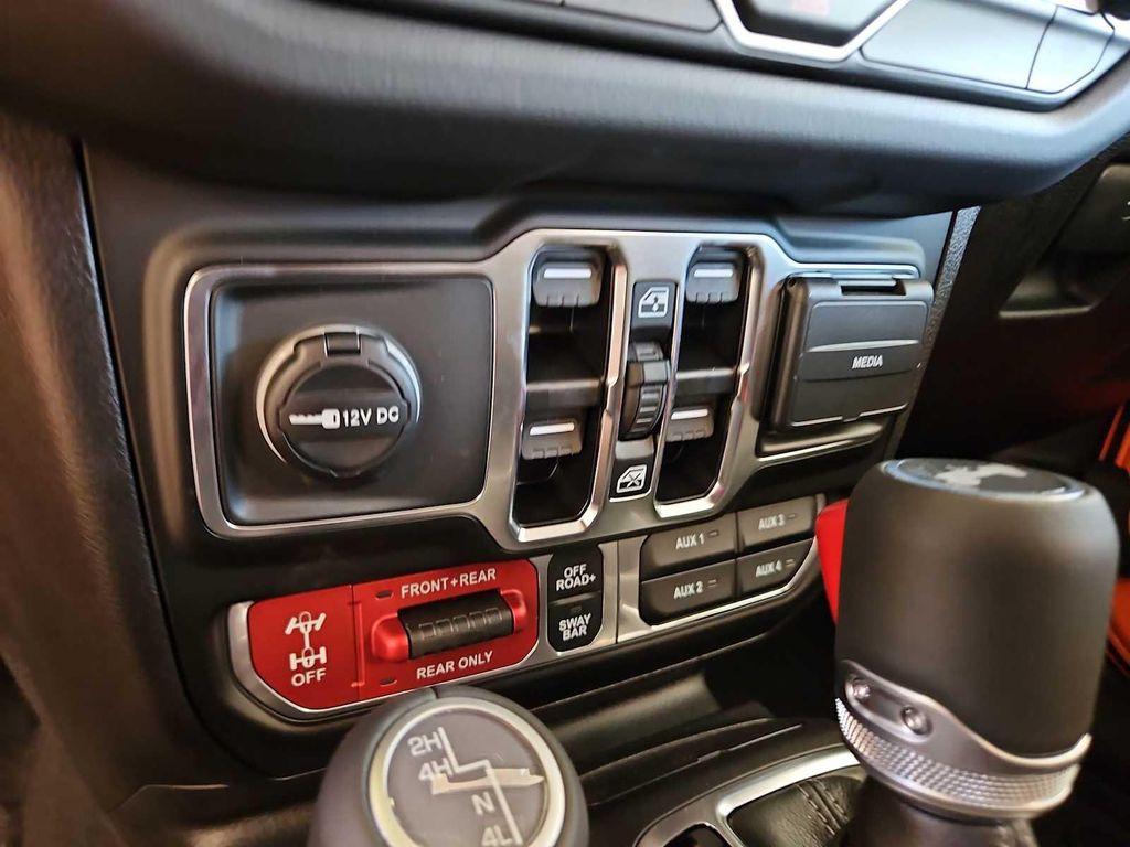 new 2025 Jeep Wrangler car, priced at $59,590