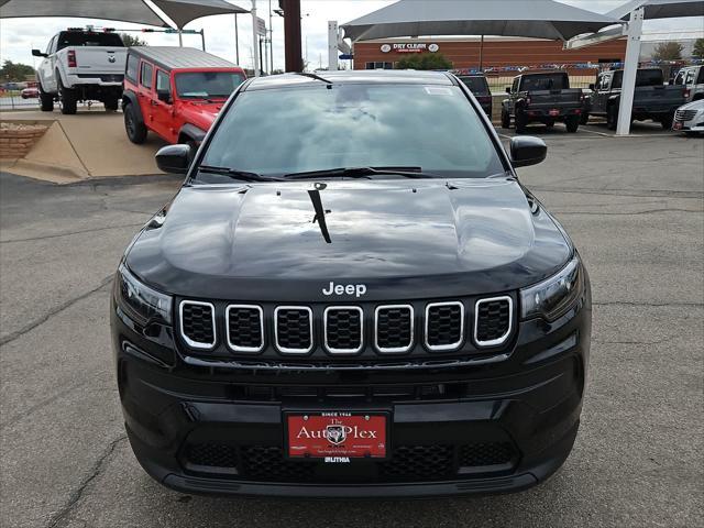 new 2025 Jeep Compass car, priced at $26,999