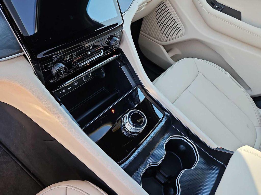 new 2025 Jeep Grand Cherokee L car, priced at $45,735