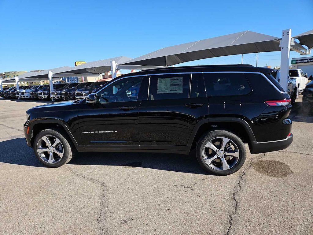 new 2025 Jeep Grand Cherokee L car, priced at $45,735