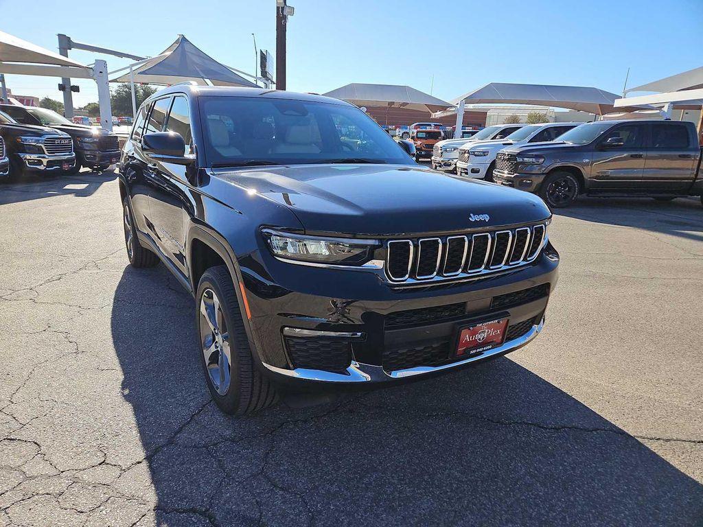 new 2025 Jeep Grand Cherokee L car, priced at $45,735