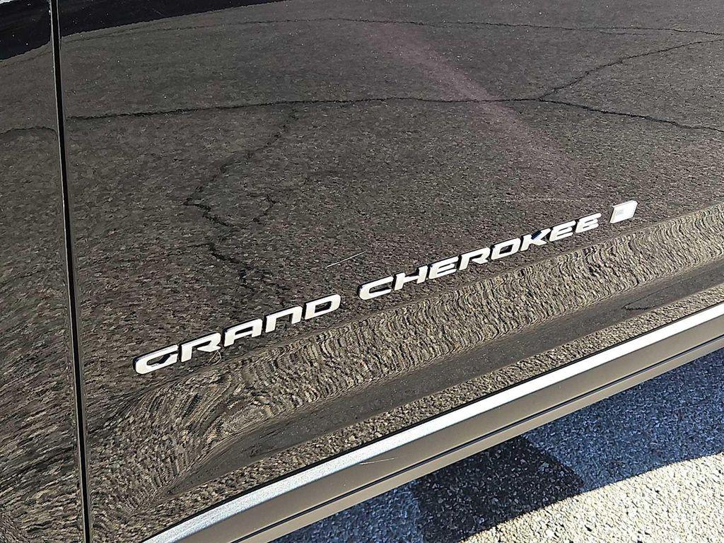 new 2025 Jeep Grand Cherokee L car, priced at $45,735