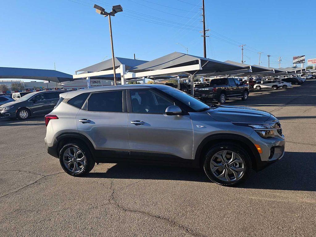 used 2025 Kia Seltos car, priced at $23,499