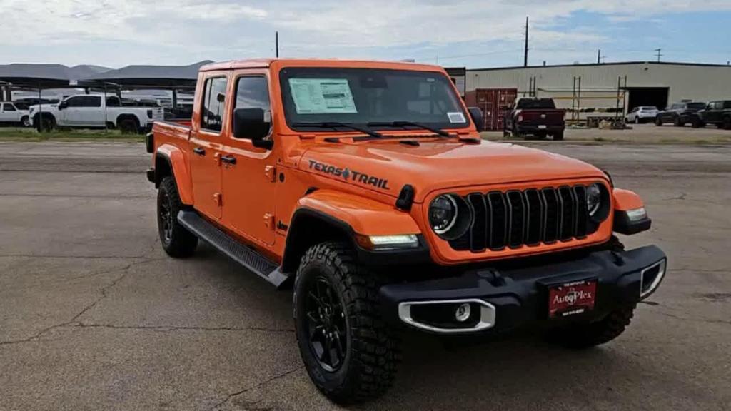 new 2025 Jeep Gladiator car, priced at $49,250
