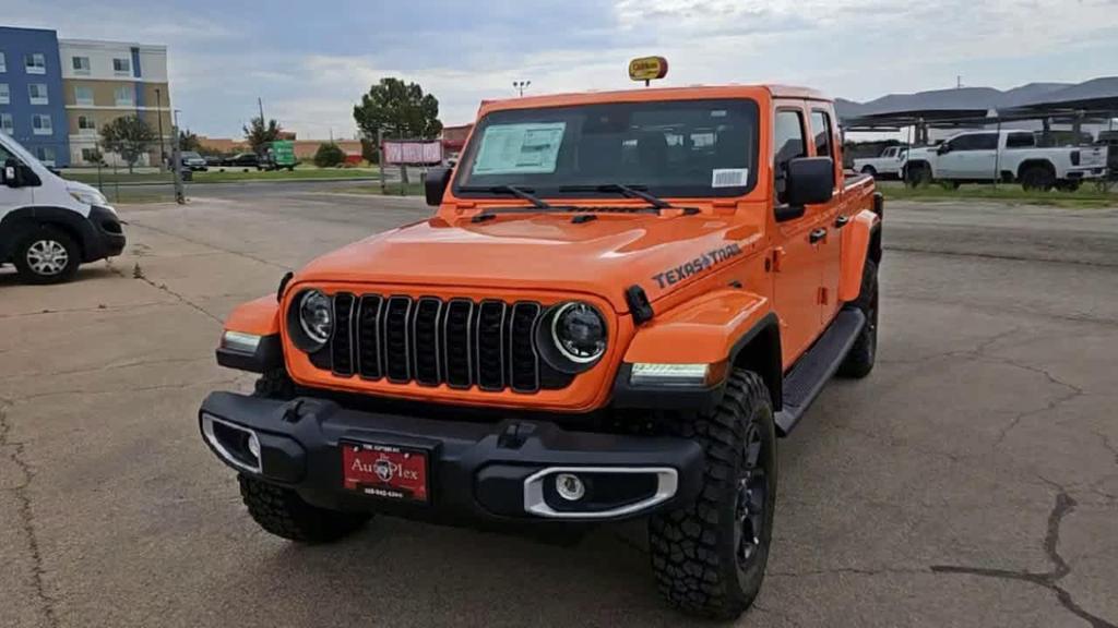 new 2025 Jeep Gladiator car, priced at $49,250