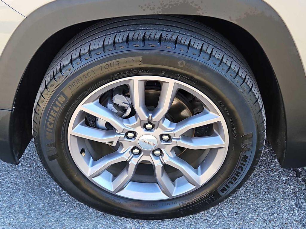 used 2024 GMC Terrain car, priced at $25,702