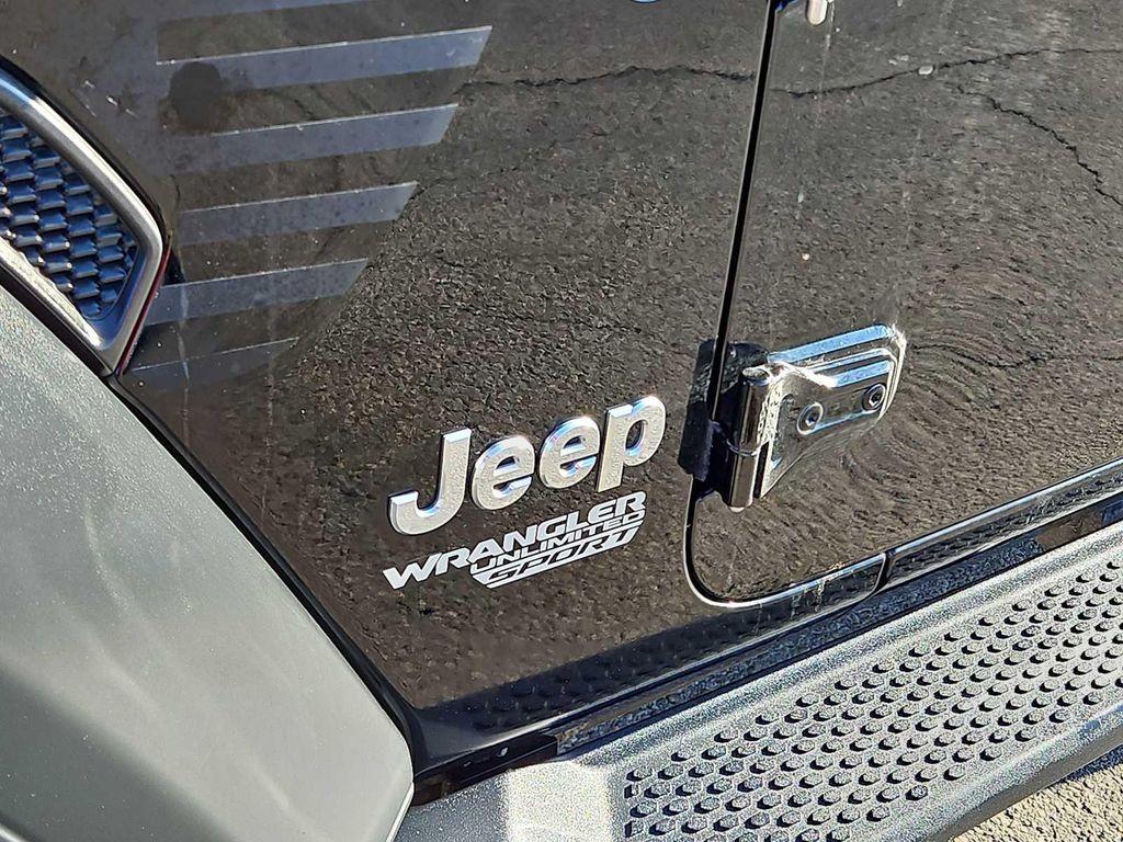 used 2018 Jeep Wrangler Unlimited car, priced at $21,567