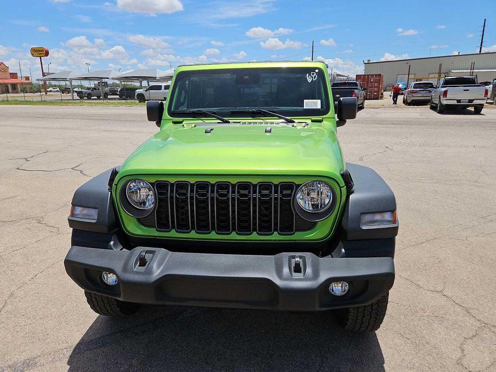 new 2025 Jeep Wrangler car, priced at $41,845
